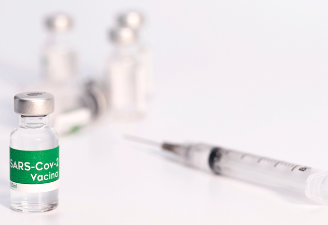 09 de Dezembro, a UBS Farmacêutico Raul da Costa Câmara estará aberta para vacinação contra COVID das 08 às 11 horas.