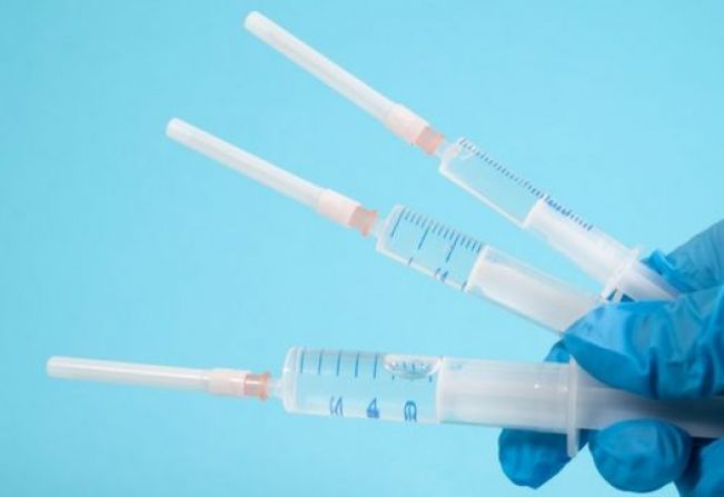 3ª dose da vacina contra COVID em Idosos acima de 80 anos