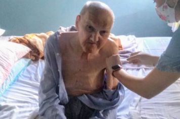 Nossos idosos dando exemplo de civilidade 