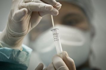 SÁBADO, dia 08 de Janeiro, a UBS Farmacêutico Raul da Costa Câmara estará aberta para vacinação contra COVID. Entrega de senhas a partir das 07:30 horas. Será distribuída 01 senha por pessoa