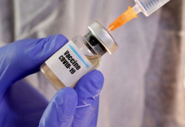 Nesta sexta feira, dia 26/03 iniciaremos a vacinação contra COVID 19 para as faixas etárias de 69, 70 e 71 anos.