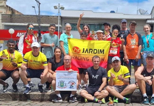 Equipe Corrida Jardim marca presença em Muzambinho-MG 