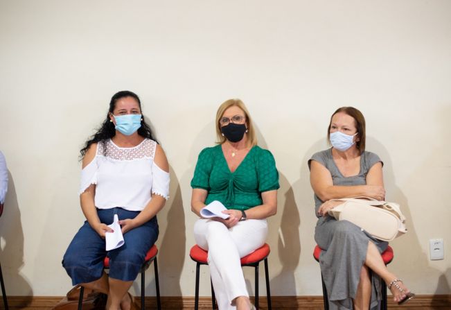 [SAÚDE] Prefeitos e prefeitas da região se reúnem para discutir assuntos ligados a saúde. 