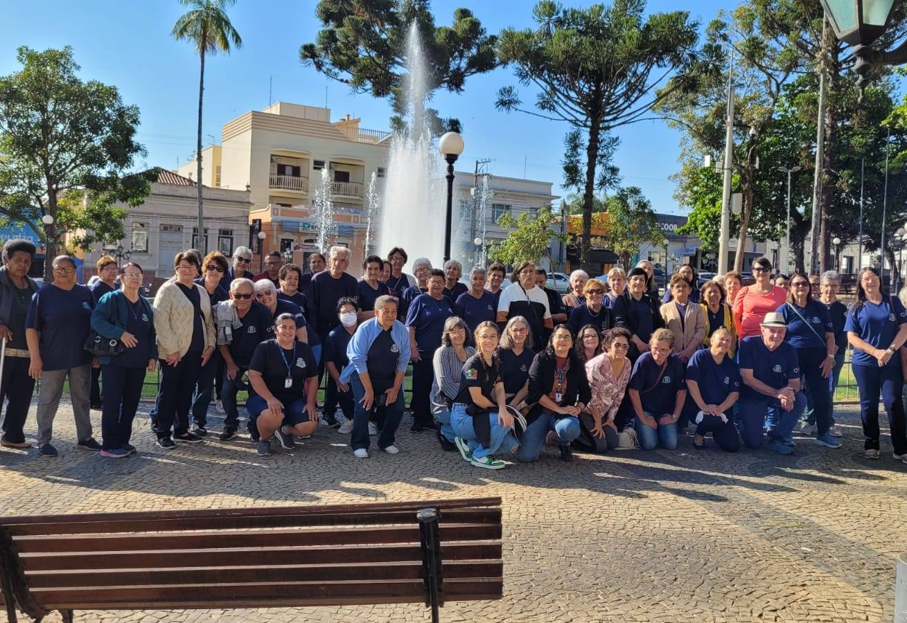 Intercâmbio Cultural Leva Grupo da Melhor Idade para Imersão Histórica em Espírito Santo do Pinhal!